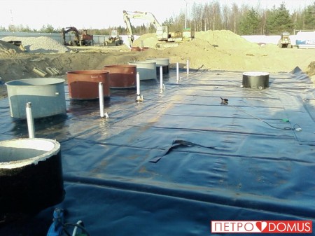 Гидроизоляция АЗС геомембраной HDPE