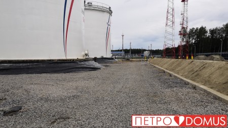 Гидроизоляция нефтяных терминалов геомембраной HDPE